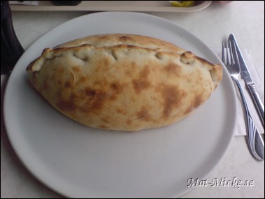Calzone - Sturegatans Pizzeria, Västerås