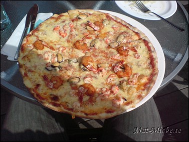 Pizza nr 20 (utan oliver) - Kajens Fik, Västerås